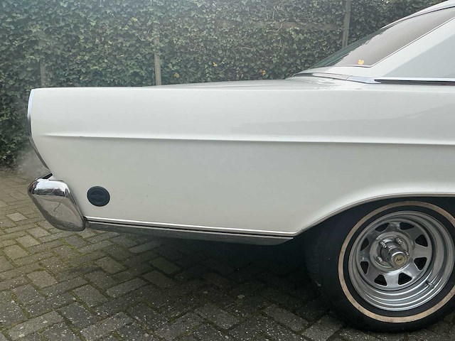Ford galaxie 500 oldtimer - afbeelding 3 van  57