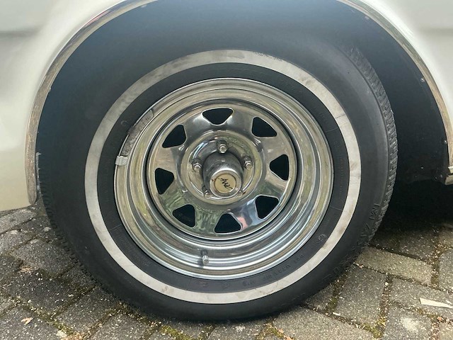 Ford galaxie 500 oldtimer - afbeelding 28 van  57
