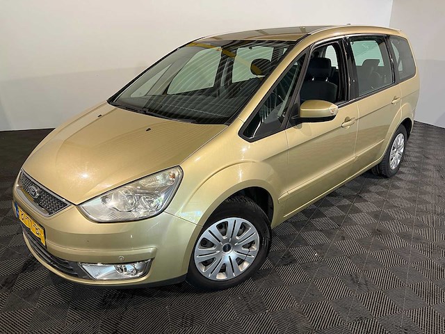Ford galaxy 2.0-16v trend, 81-tt-bf - afbeelding 1 van  20