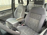 Ford galaxy 2.3-16v ghia -7 persoons - afbeelding 10 van  12