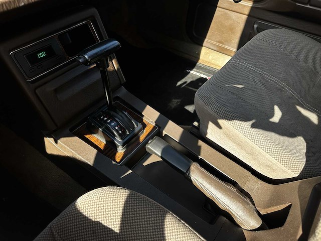 Ford granada 2.8 gl 160pk 1983 (origineel-nl), v-101-tr - afbeelding 17 van  38