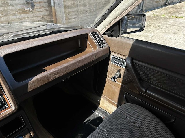 Ford granada 2.8 gl 160pk 1983 (origineel-nl), v-101-tr - afbeelding 19 van  38