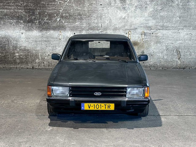 Ford granada 2.8 gl 160pk 1983 (origineel-nl), v-101-tr - afbeelding 34 van  38