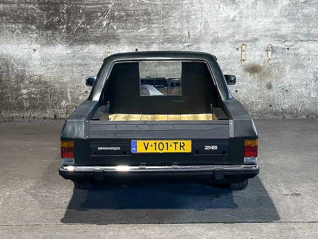 Ford granada 2.8 gl 160pk 1983 (origineel-nl), v-101-tr - afbeelding 4 van  38