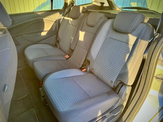 Ford grand c-max 1.0 titanium 7p handgeschakeld; nd-717-z - afbeelding 13 van  15