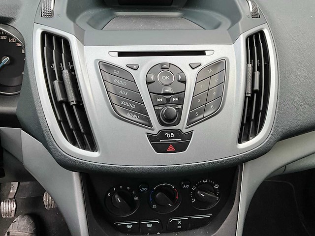 Ford grand c-max trend - personenauto (motor schade) - afbeelding 3 van  12