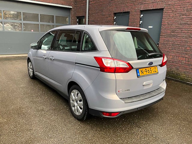 Ford grand c-max trend - personenauto (motor schade) - afbeelding 9 van  12