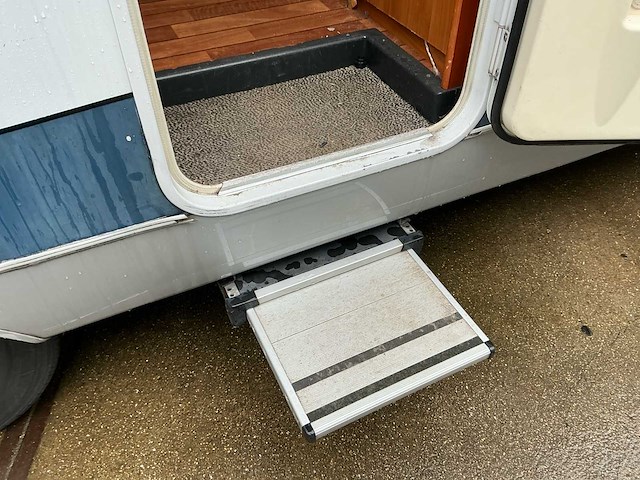 Ford hobby t 555 ak fs camper - afbeelding 11 van  44