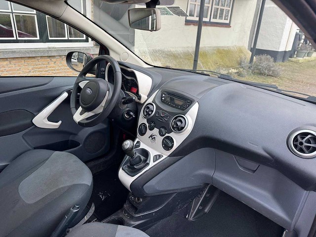 Ford ka 1.2 titanium 10-khr-7 - afbeelding 8 van  12
