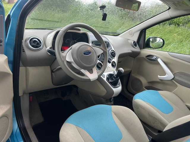 Ford ka 1.2 titanium , 21-hlz-7 - afbeelding 16 van  17