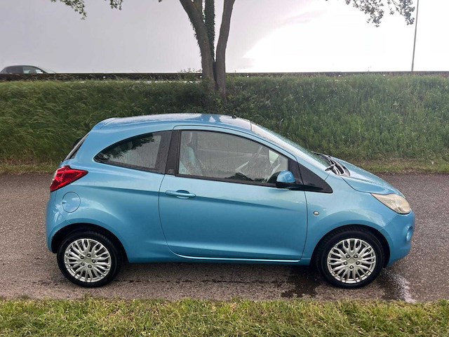 Ford ka 1.2 titanium , 21-hlz-7 - afbeelding 8 van  17