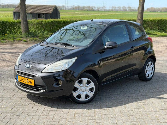 Ford ka 1.2 titanium 21-jdb-6 - afbeelding 1 van  35