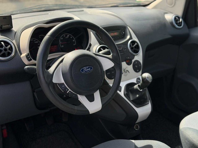 Ford ka 1.2 titanium 21-jdb-6 - afbeelding 34 van  35