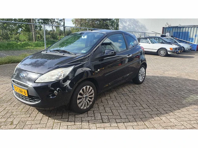 Ford ka 1.2 titanium x , 72-lnr-6 - afbeelding 1 van  8