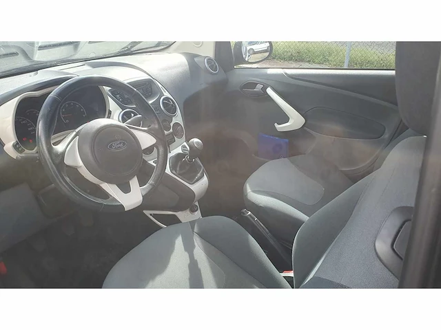 Ford ka 1.2 titanium x , 72-lnr-6 - afbeelding 5 van  8