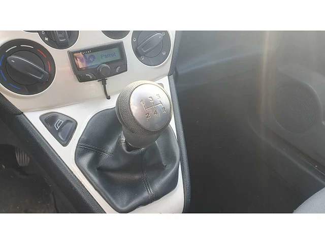Ford ka 1.2 titanium x , 72-lnr-6 - afbeelding 6 van  8