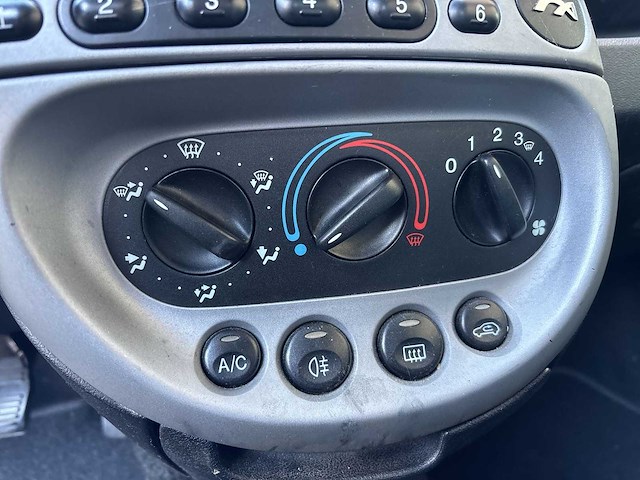 Ford ka 1.3 appel 2005 | 27-rg-pz - afbeelding 9 van  18