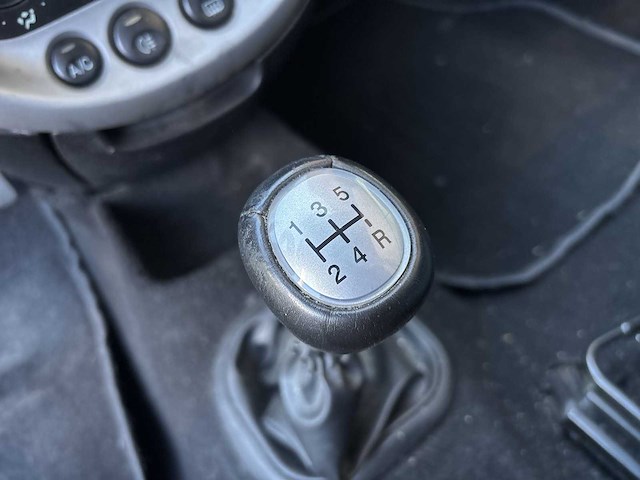 Ford ka 1.3 appel 2005 | 27-rg-pz - afbeelding 10 van  18