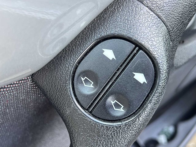 Ford ka 1.3 appel 2005 | 40-rl-zv - afbeelding 18 van  21