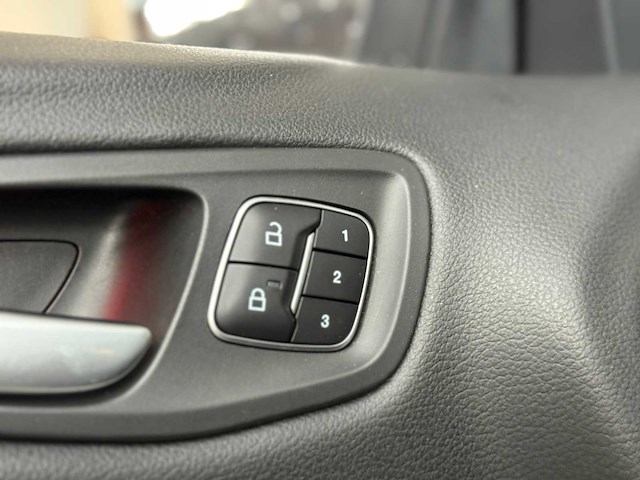 Ford kuga 1.5 tdci st-line 120pk 2018, sj-597-n - afbeelding 26 van  58