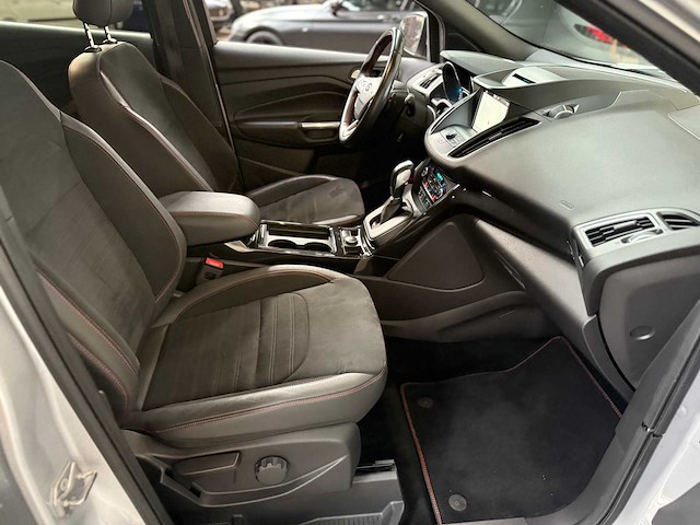 Ford kuga 1.5 tdci st-line 120pk 2018, sj-597-n - afbeelding 50 van  58