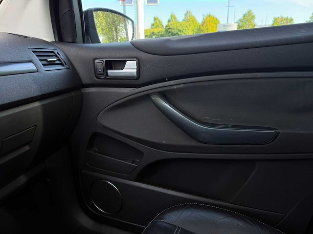 Ford kuga 2.5 20v titanium automaat, ts-764-p - afbeelding 2 van  20