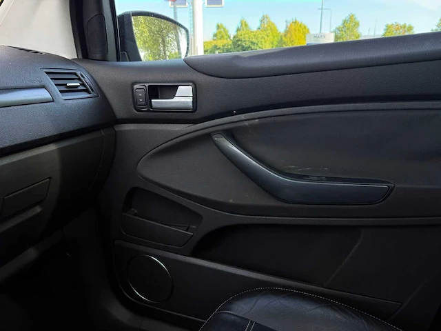 Ford kuga 2.5 20v titanium automaat, ts-764-p - afbeelding 2 van  20