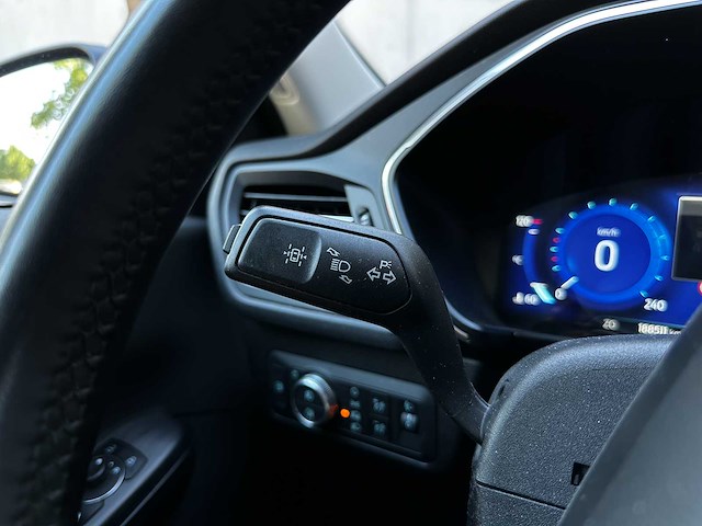 Ford kuga 2.5 phev titanium 225pk 2023 (origineel-nl), s-543-kd - afbeelding 24 van  45