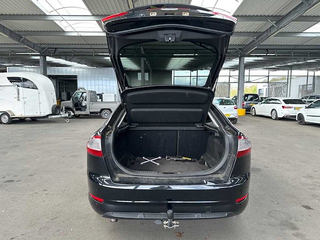 Ford mondeo 1.6 ecoboost platinum; 9-xrj-78 - afbeelding 2 van  10