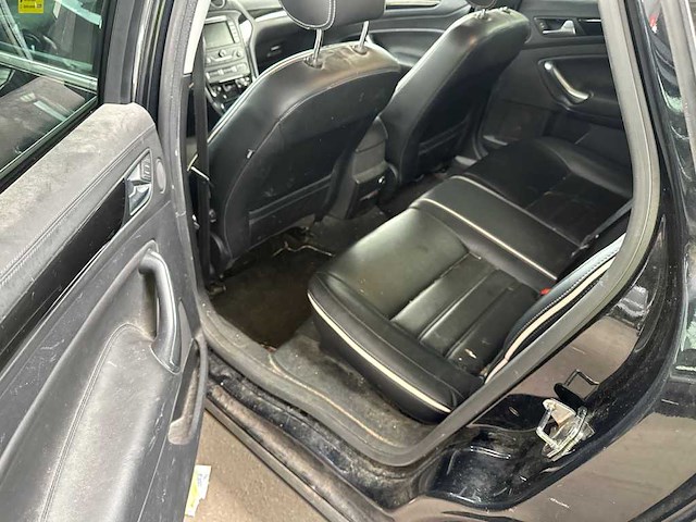 Ford mondeo 1.6 ecoboost platinum; 9-xrj-78 - afbeelding 9 van  10