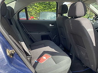 Ford mondeo 1.8-16v cool edition | 82-lj-bj i - afbeelding 18 van  25