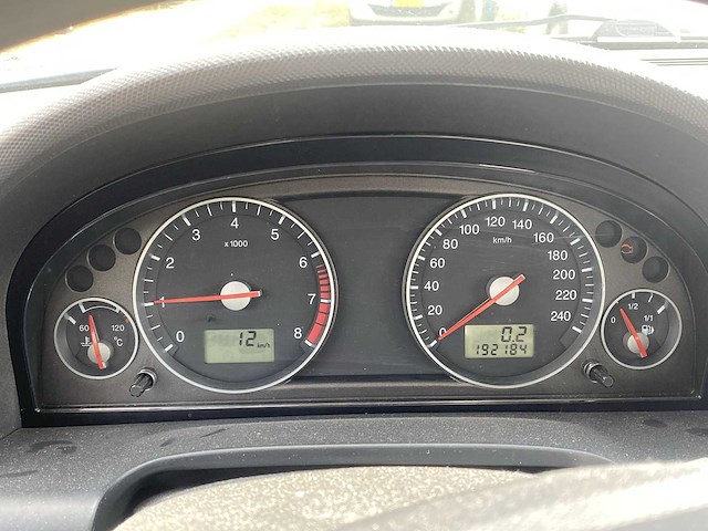 Ford mondeo 1.8-16v cool edition | 82-lj-bj i - afbeelding 25 van  25