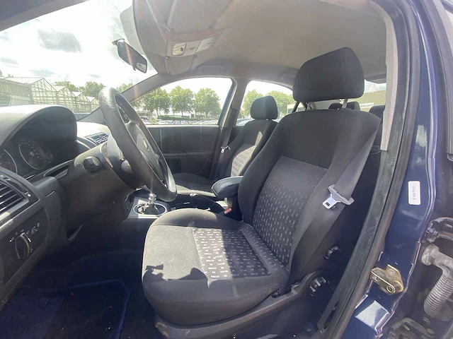 Ford mondeo 1.8-16v cool edition | 82-lj-bj i - afbeelding 21 van  25