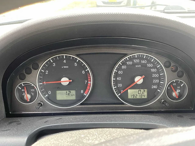Ford mondeo 1.8-16v cool edition | 82-lj-bj i - afbeelding 25 van  25