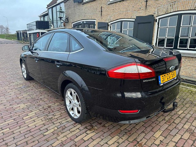 Ford mondeo 2.3-16v titanium automaat 37-zg-sr - afbeelding 10 van  15