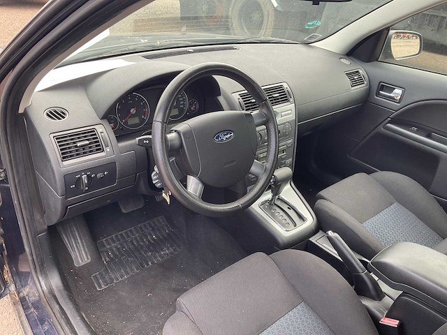 Ford mondeo personenauto - afbeelding 11 van  11