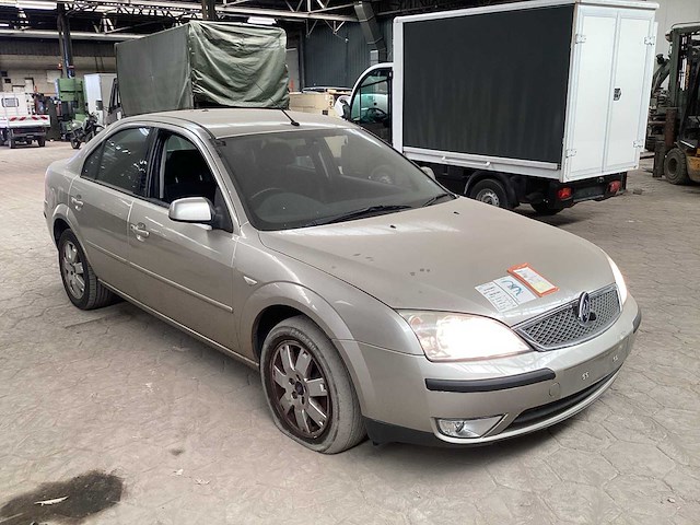 Ford mondeo sedan personenauto - afbeelding 1 van  14