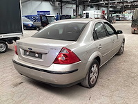 Ford mondeo sedan personenauto - afbeelding 8 van  14