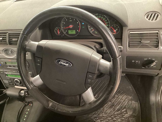 Ford mondeo sedan personenauto - afbeelding 6 van  14