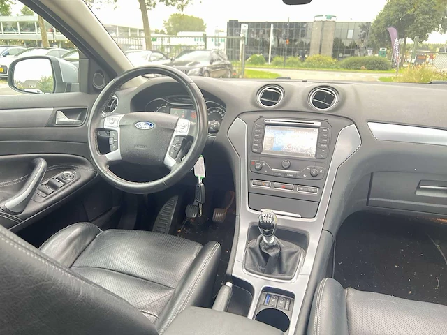 Ford mondeo wagon 1.6 turbo titanium | 66-pvj-7 - afbeelding 28 van  33