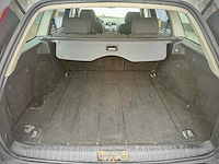 Ford mondeo wagon 1.8 16v futura, 30-rv-dp - afbeelding 1 van  6