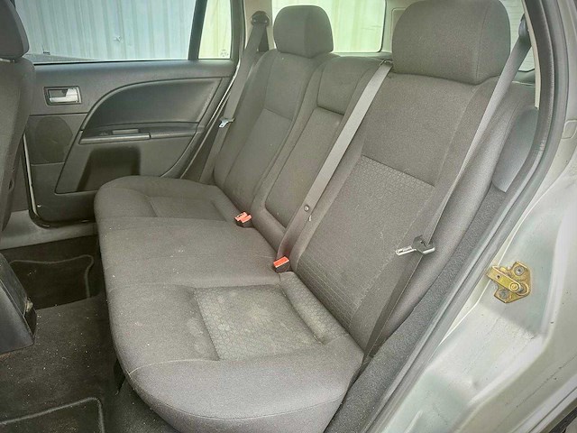 Ford mondeo wagon 1.8 16v futura, 30-rv-dp - afbeelding 6 van  6