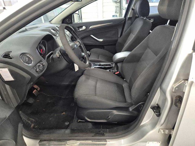 Ford mondeo wagon 2.0 16v limited; 53-knd-5 - afbeelding 10 van  11