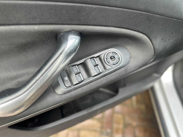 Ford mondeo wagon 2.0 tdci trend 116pk 2011, 85-pbb-8 - afbeelding 9 van  35