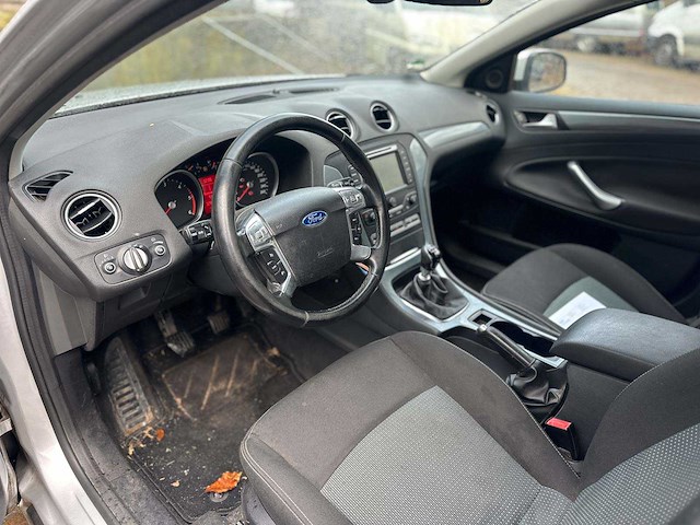Ford mondeo wagon 2.0 tdci trend 116pk 2011, 85-pbb-8 - afbeelding 34 van  35