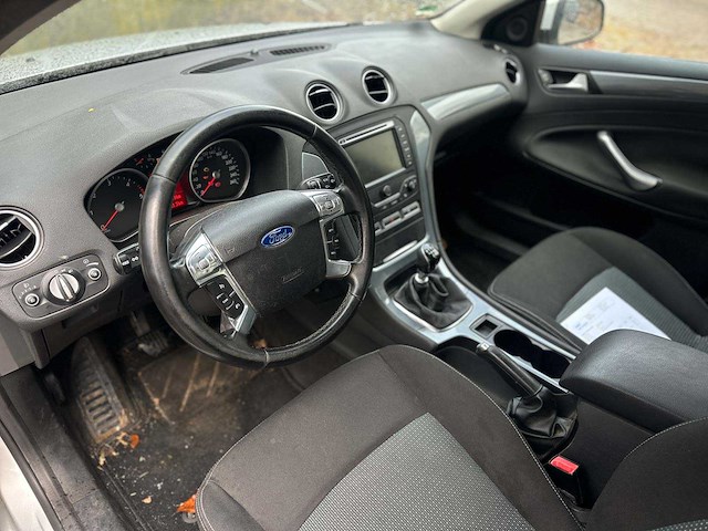 Ford mondeo wagon 2.0 tdci trend 116pk 2011, 85-pbb-8 - afbeelding 35 van  35