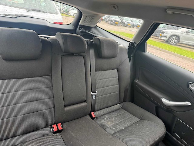 Ford mondeo wagon 2.3 16v titanium automaat 81-gst-2 - afbeelding 4 van  15