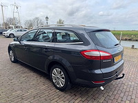 Ford mondeo wagon 2.3 16v titanium automaat 81-gst-2 - afbeelding 10 van  15