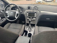 Ford mondeo wagon 2.3 16v titanium automaat 81-gst-2 - afbeelding 14 van  15