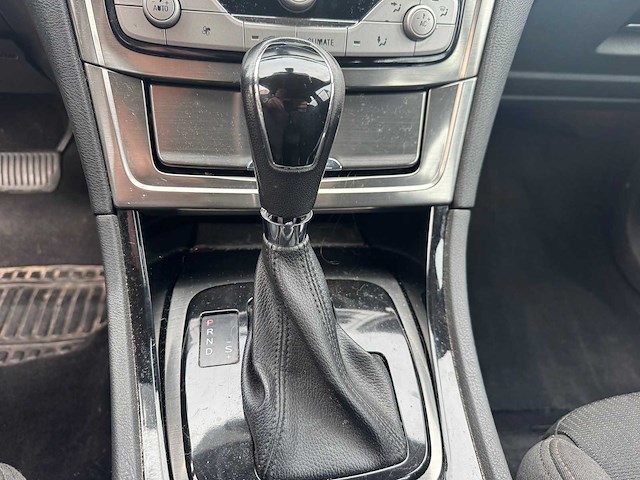 Ford mondeo wagon 2.3 16v titanium automaat 81-gst-2 - afbeelding 2 van  8
